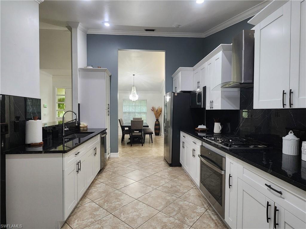 111 2nd ST SE