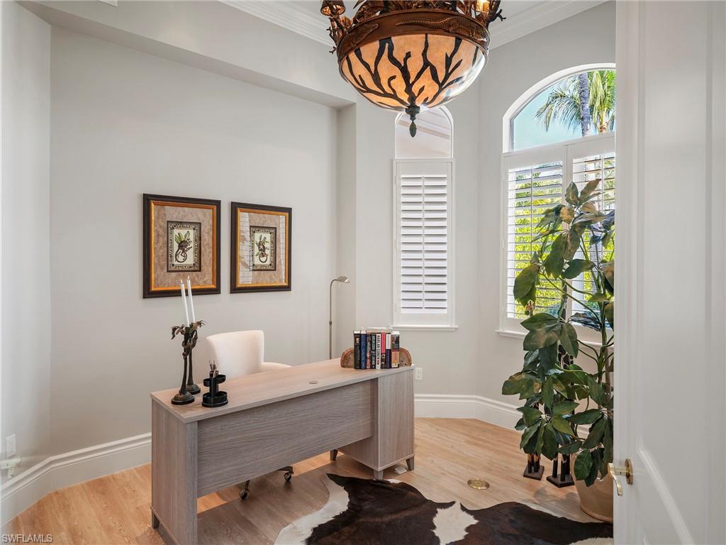 MOORINGS - Residential