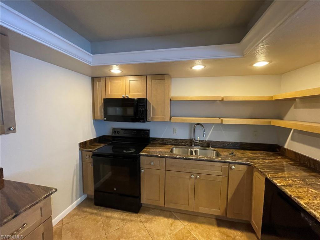 VIKING CONDO - Residential Lease
