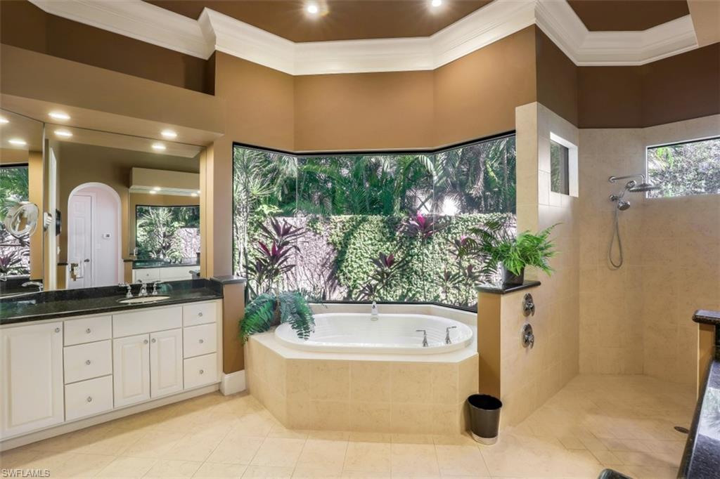 CREEKSIDE - Residential