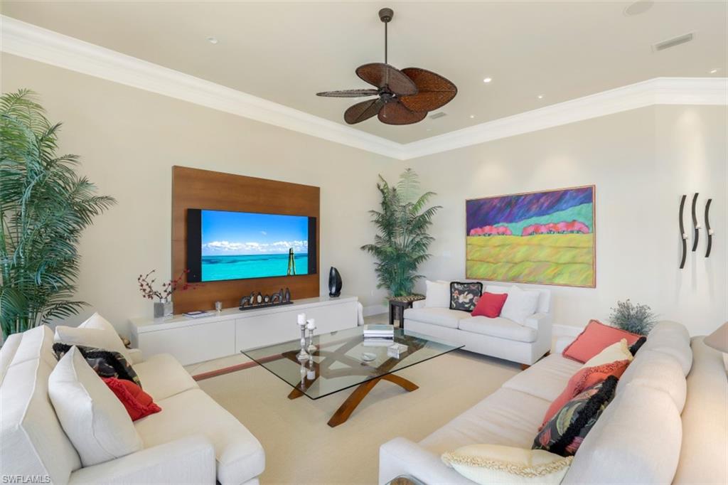 CREEKSIDE - Residential