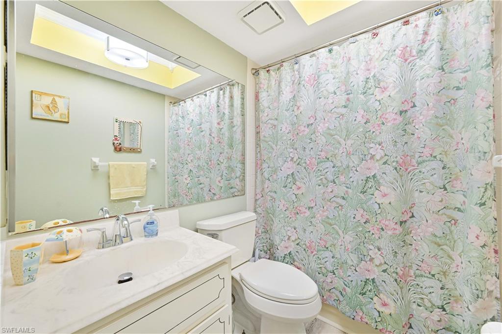 ROYAL VISTA CONDOMINIUM - Residential