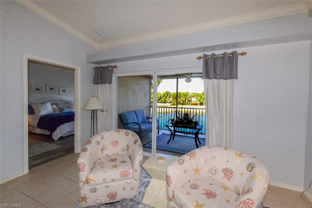 TWIN LAKES - Residential