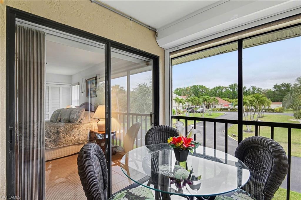 VILLAGES - Residential