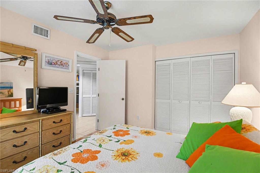 VILLAGES - Residential