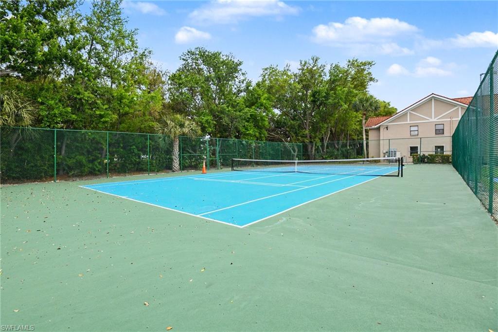 VILLAGES - Residential