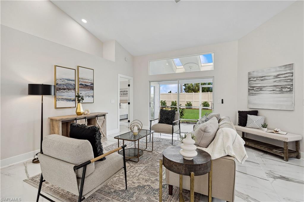 KELLY GREENS - Residential