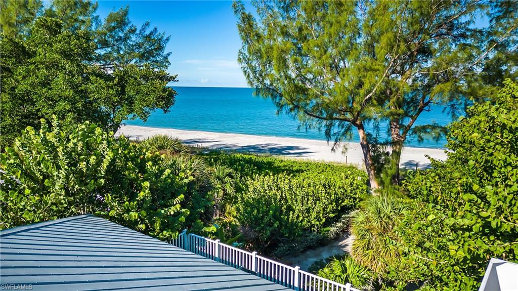 SUNSET CAPTIVA - Residential