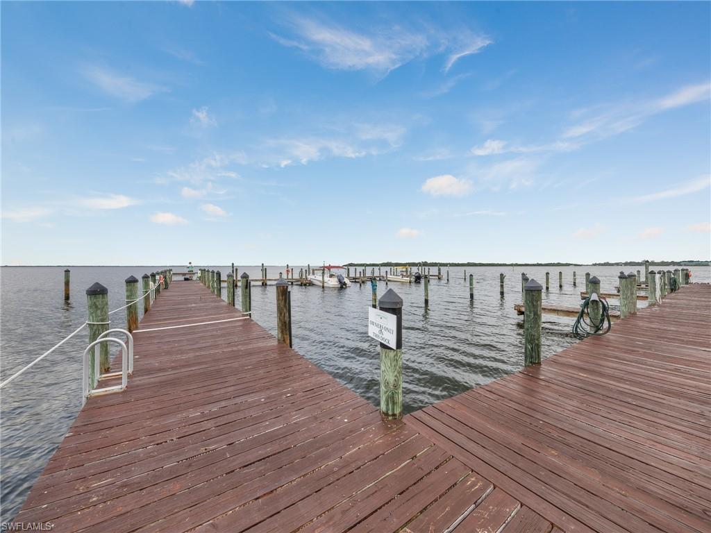 SUNSET CAPTIVA - Residential