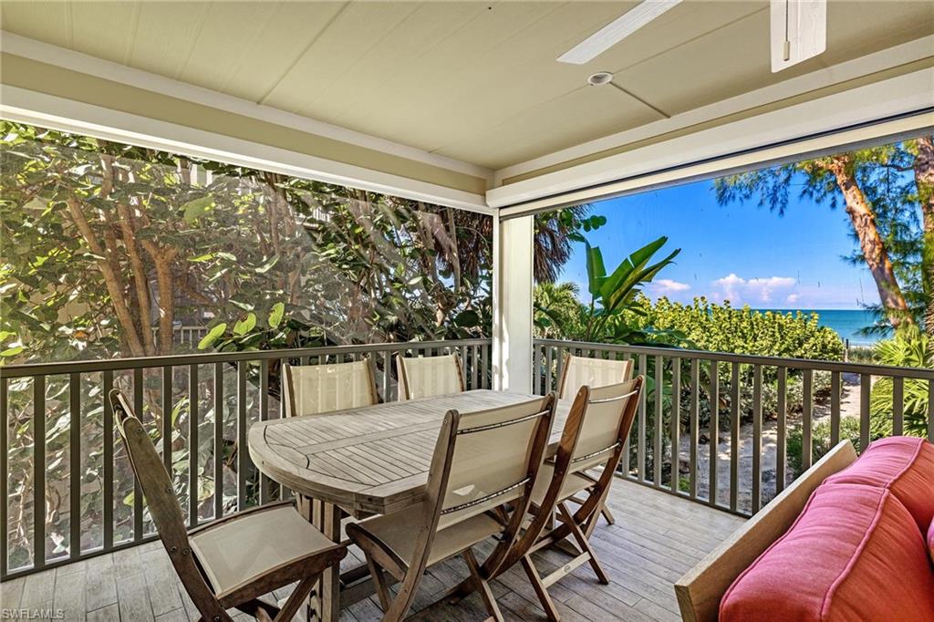 SUNSET CAPTIVA - Residential