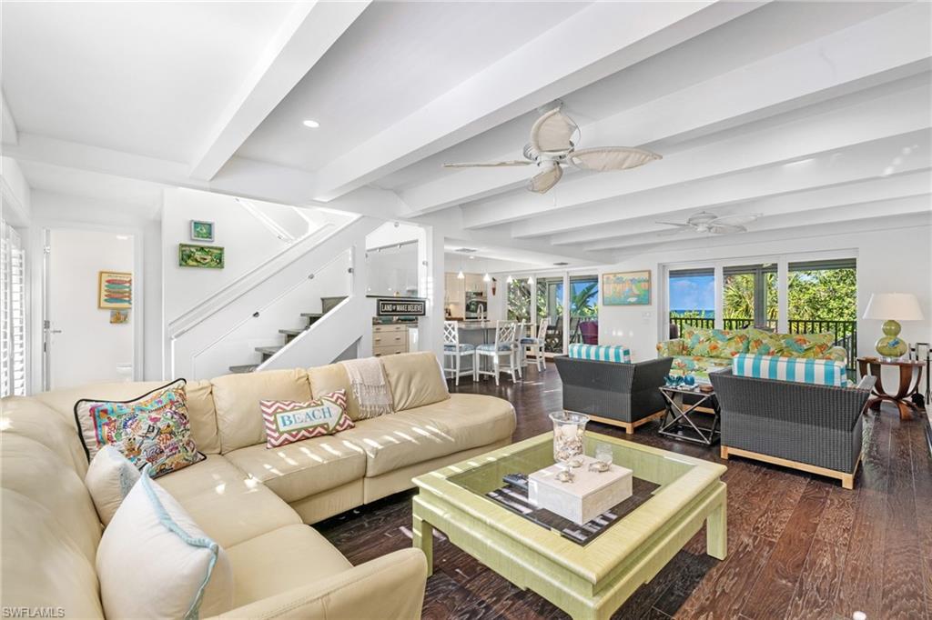 SUNSET CAPTIVA - Residential