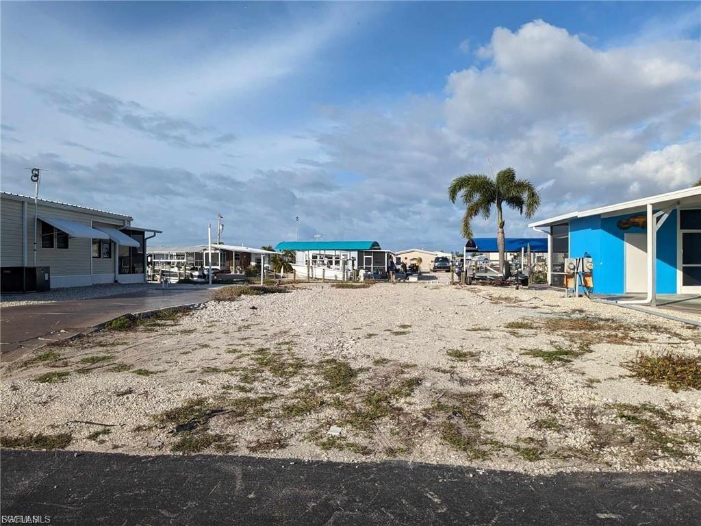 ST JAMES CITY - Land