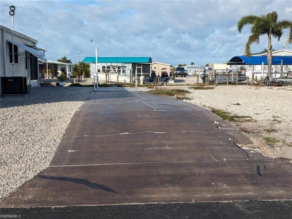 ST JAMES CITY - Land