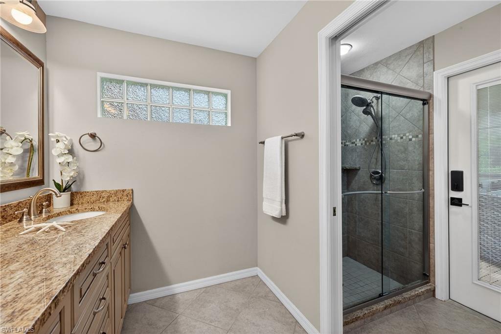 WHISPER CREEK - Residential