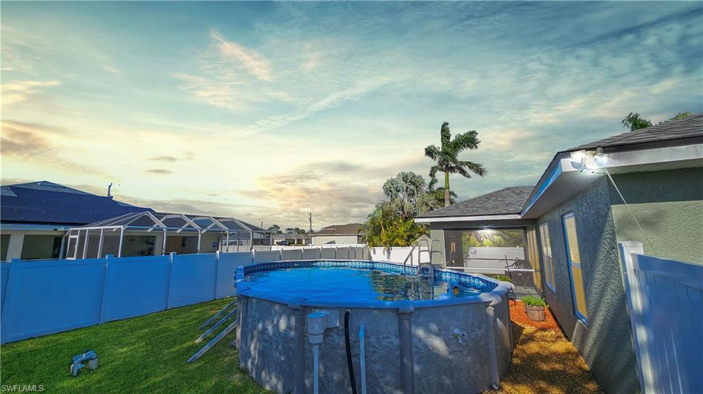 CAPE CORAL - Residential