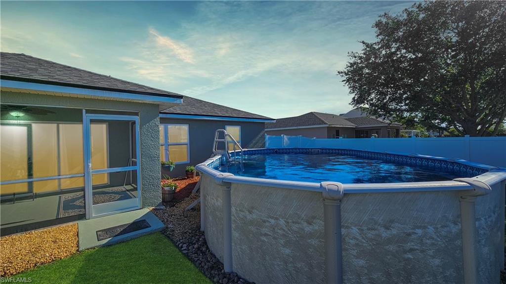 CAPE CORAL - Residential