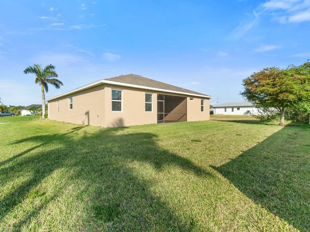 CAPE CORAL - Residential