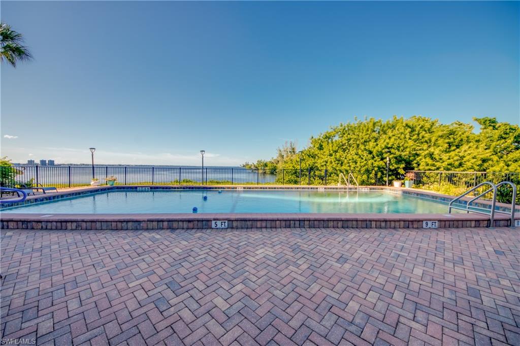 MOORINGS POINT CONDO - Residential