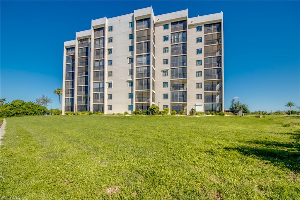 MOORINGS POINT CONDO - Residential