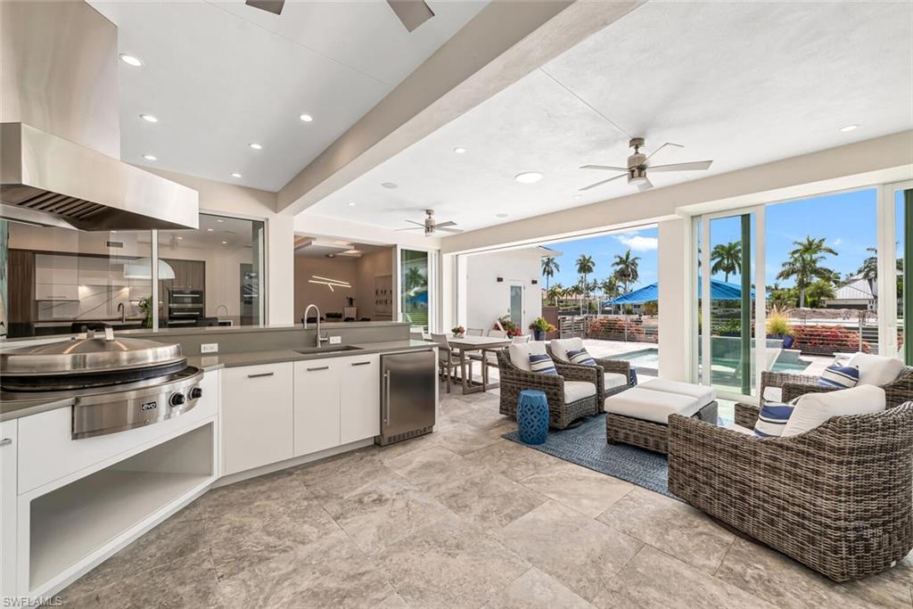 ROYAL HARBOR - Residential