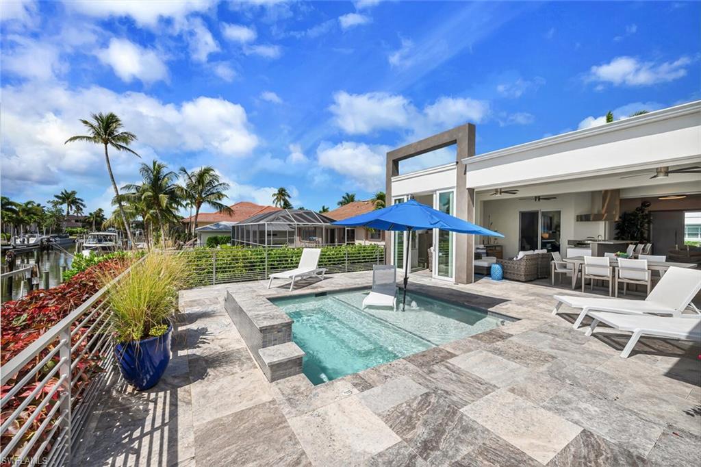 ROYAL HARBOR - Residential