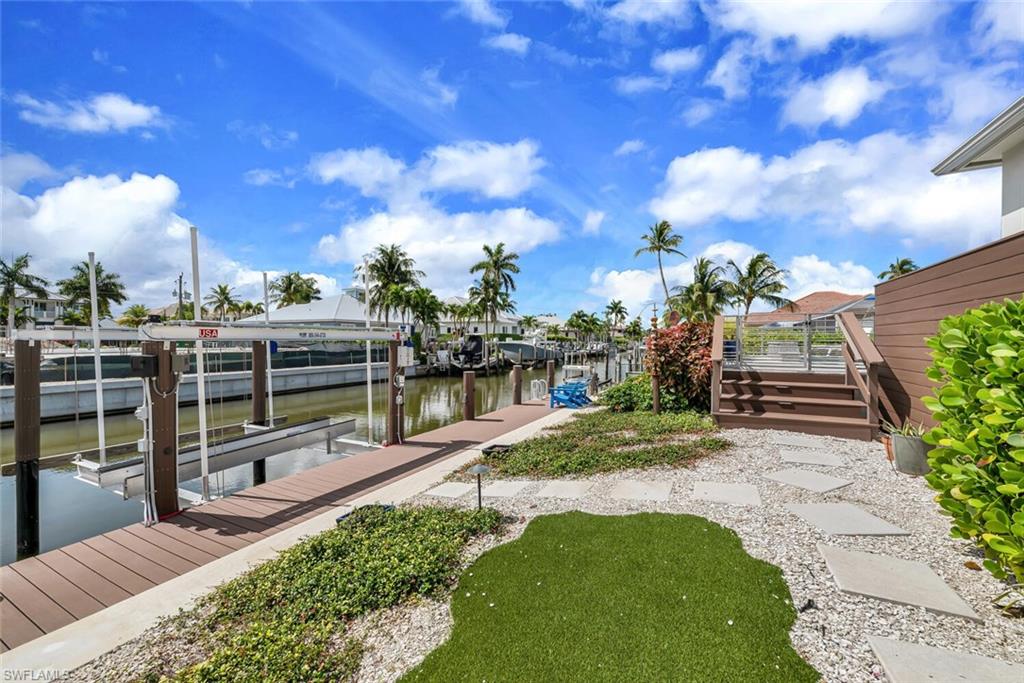 ROYAL HARBOR - Residential