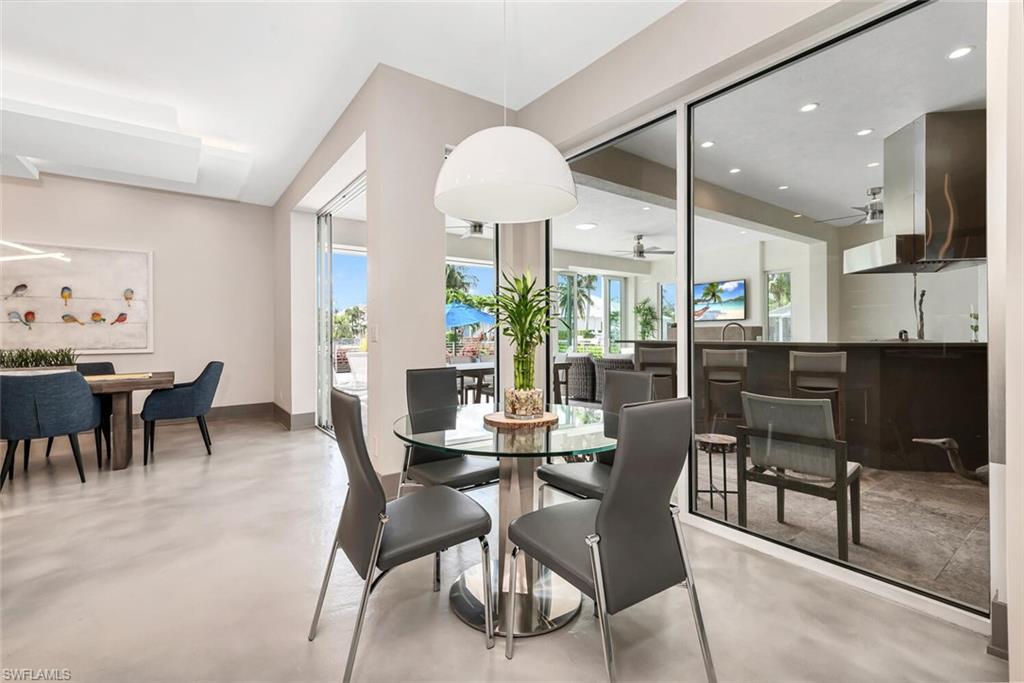 ROYAL HARBOR - Residential