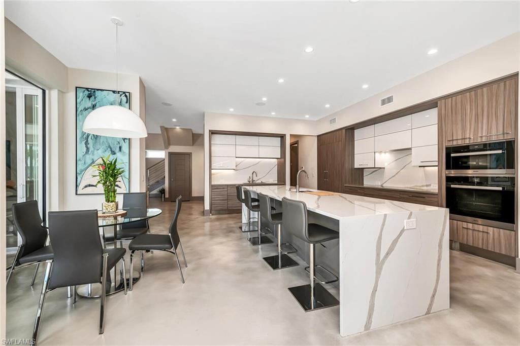 ROYAL HARBOR - Residential