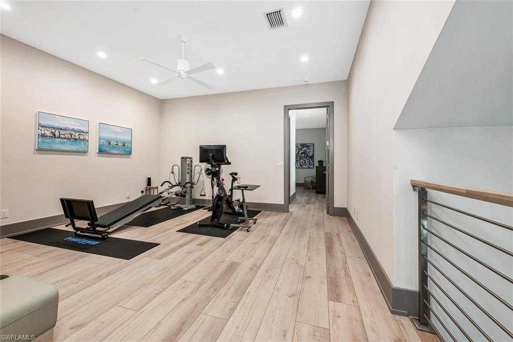 ROYAL HARBOR - Residential