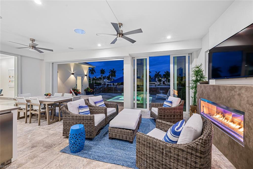 ROYAL HARBOR - Residential