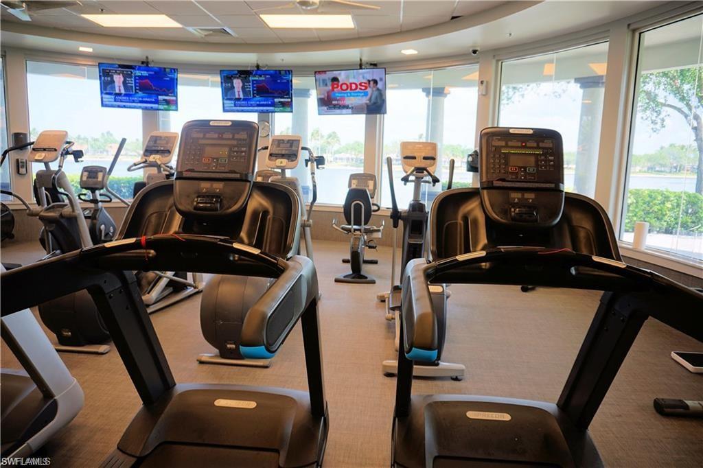 ISLAND WALK - Residential Lease