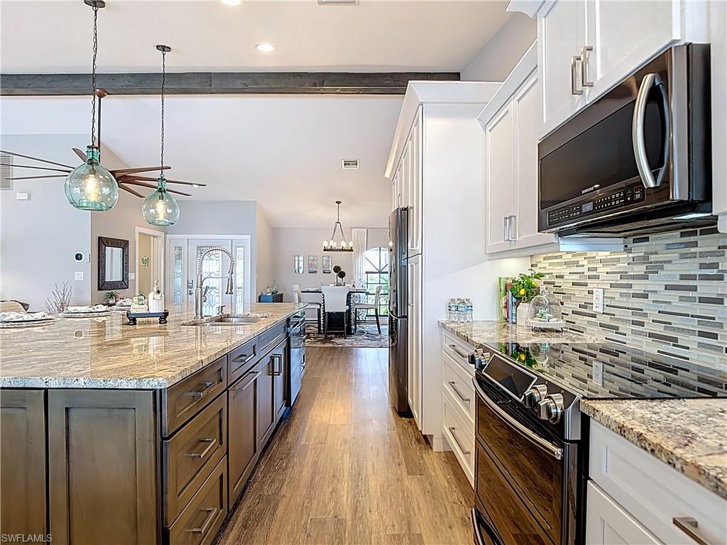 ROYAL PALM GOLF ESTATES - Residential