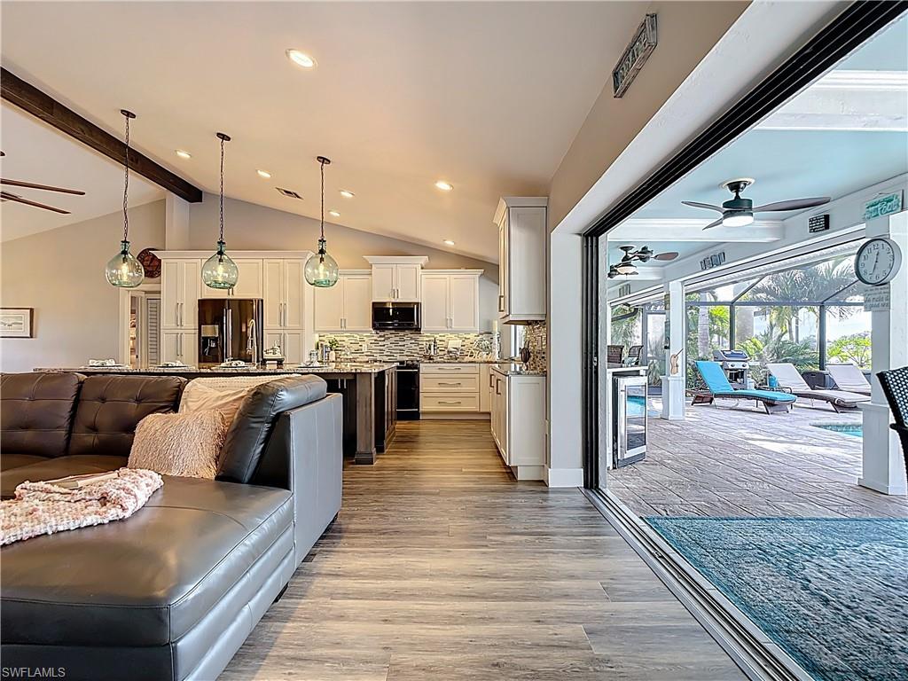 ROYAL PALM GOLF ESTATES - Residential