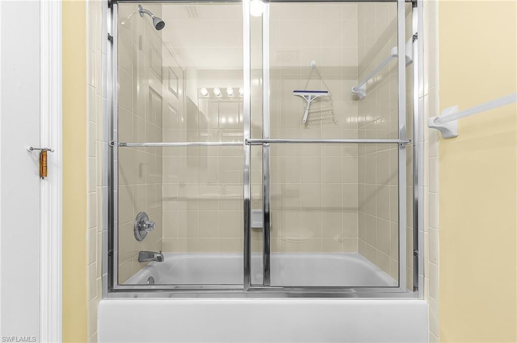 VAN LOON COMMONS - Residential