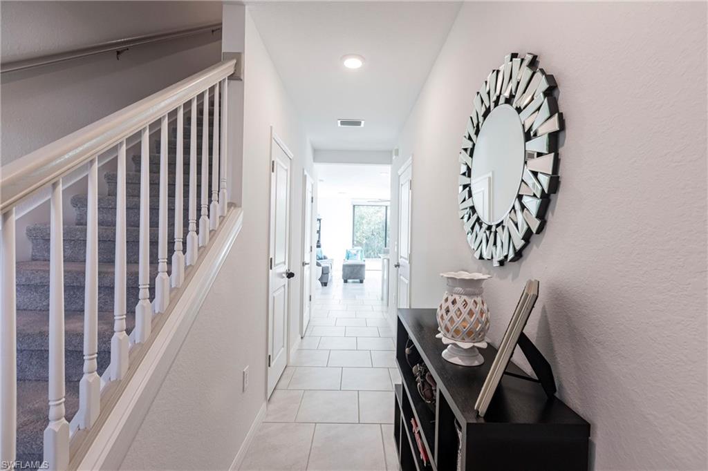 PORTICO - Residential