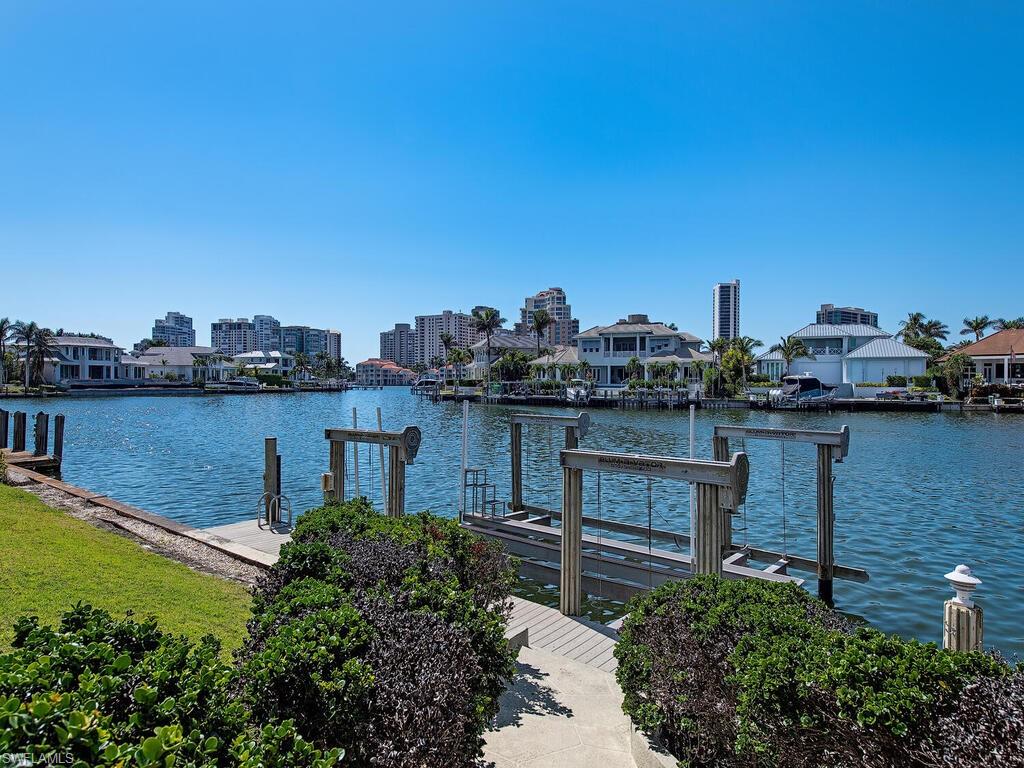 PARK SHORE - Residential Lease