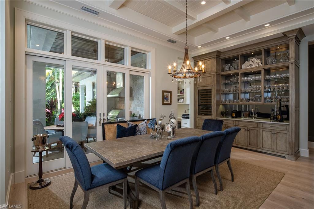 MOORINGS - Residential