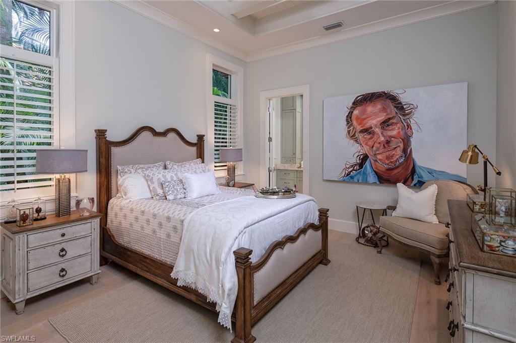 MOORINGS - Residential