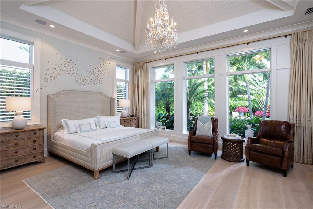 MOORINGS - Residential