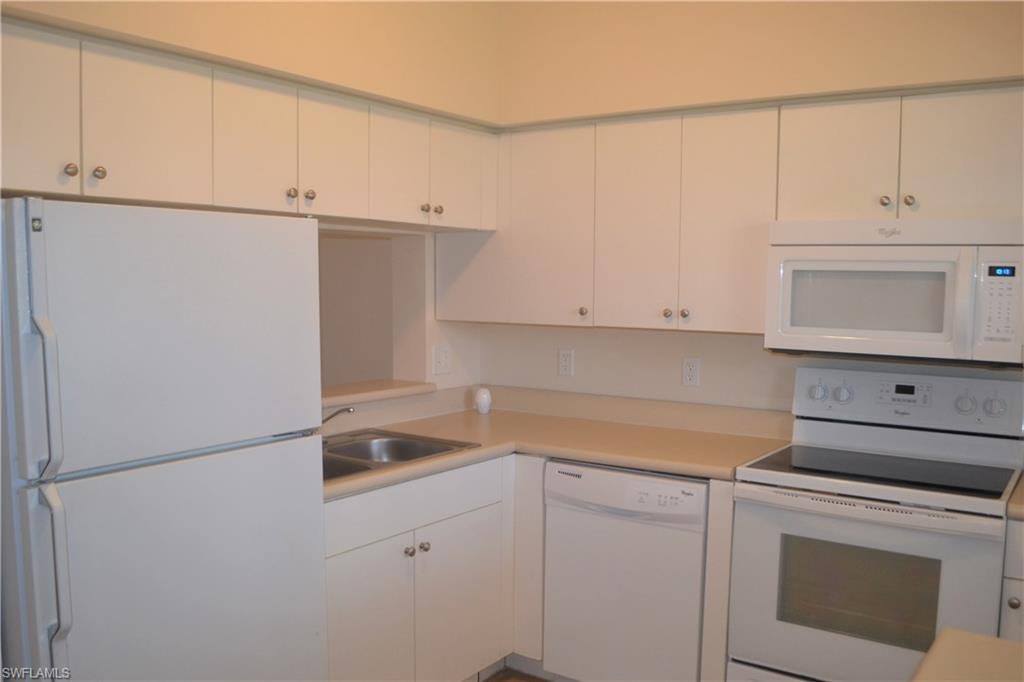 THE COVE AT SIX MILE - Residential