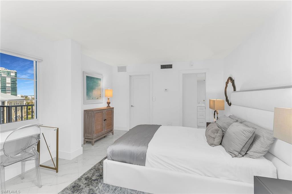 NAPLES CONTINENTAL - Residential