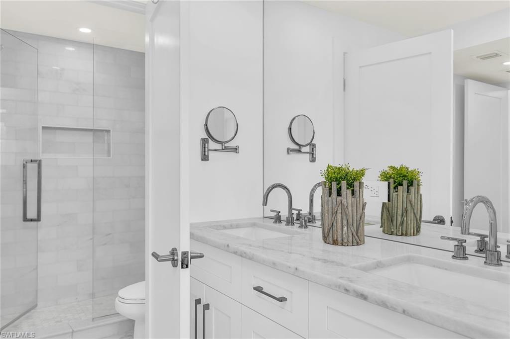 NAPLES CONTINENTAL - Residential