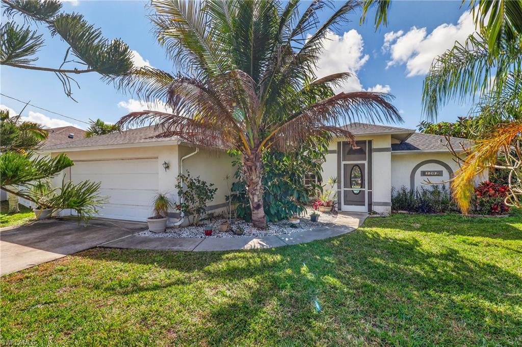 CAPE CORAL - Residential