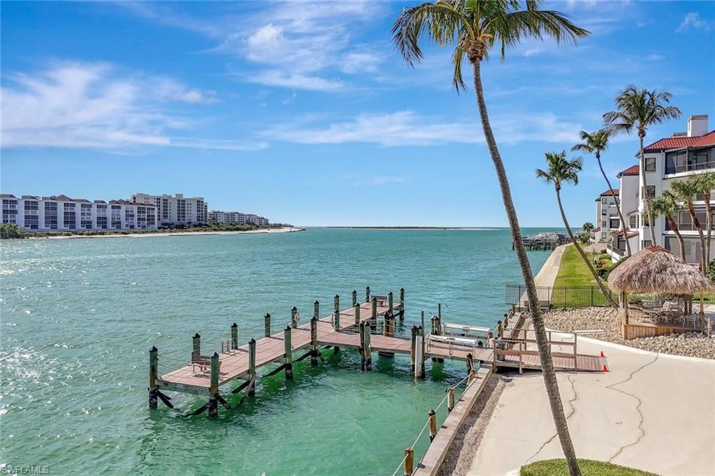 Photo of 60 Pelican ST W #401, NAPLES, FL 34113 (MLS # 225084408)