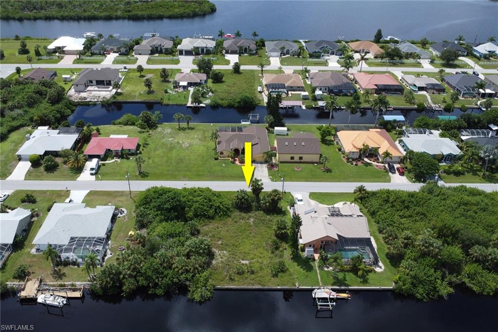 PORT CHARLOTTE - Land