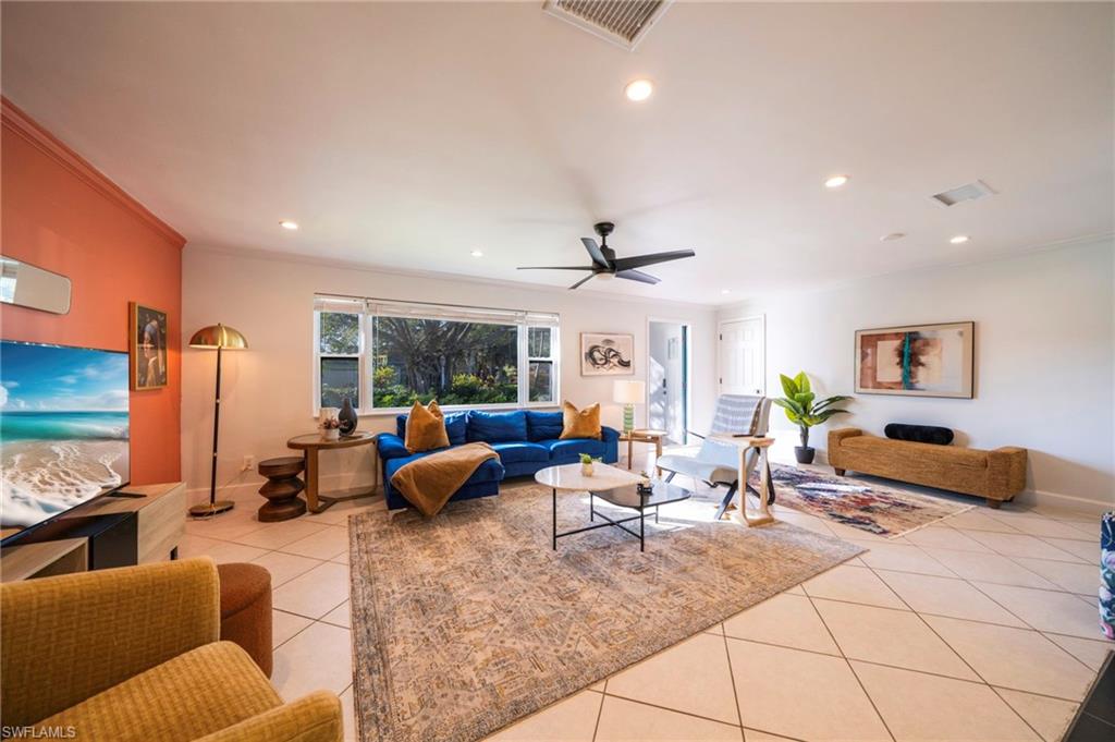 WILLOUGHBY ACRES - Residential