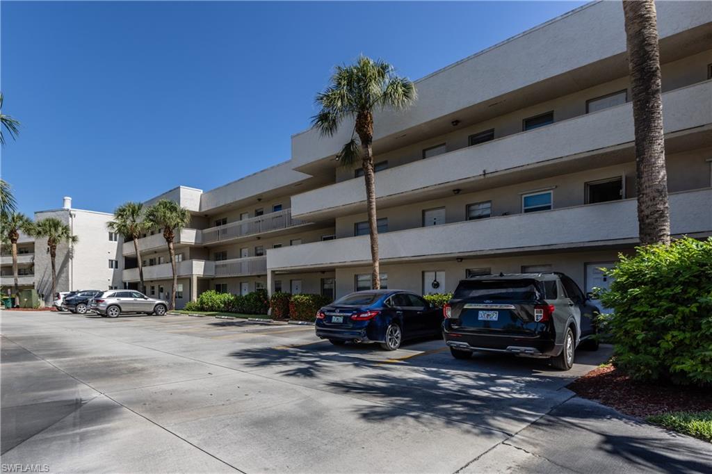 FOREST LAKES GOLF AND TENNIS CLUB - Residential