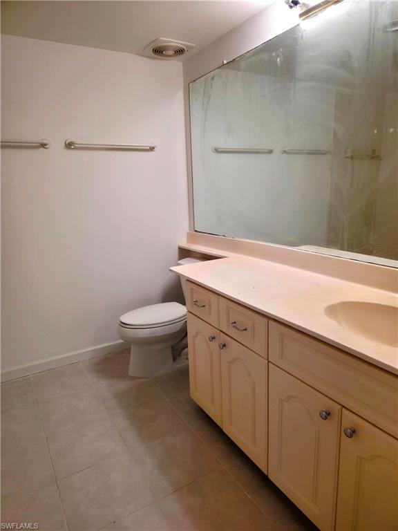 MARINA TOWERS & YACHT CLUB - Residential