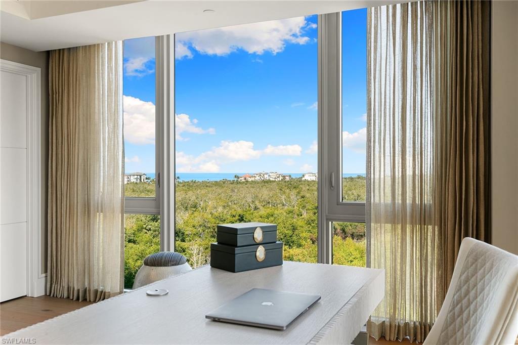 MYSTIQUE - Residential