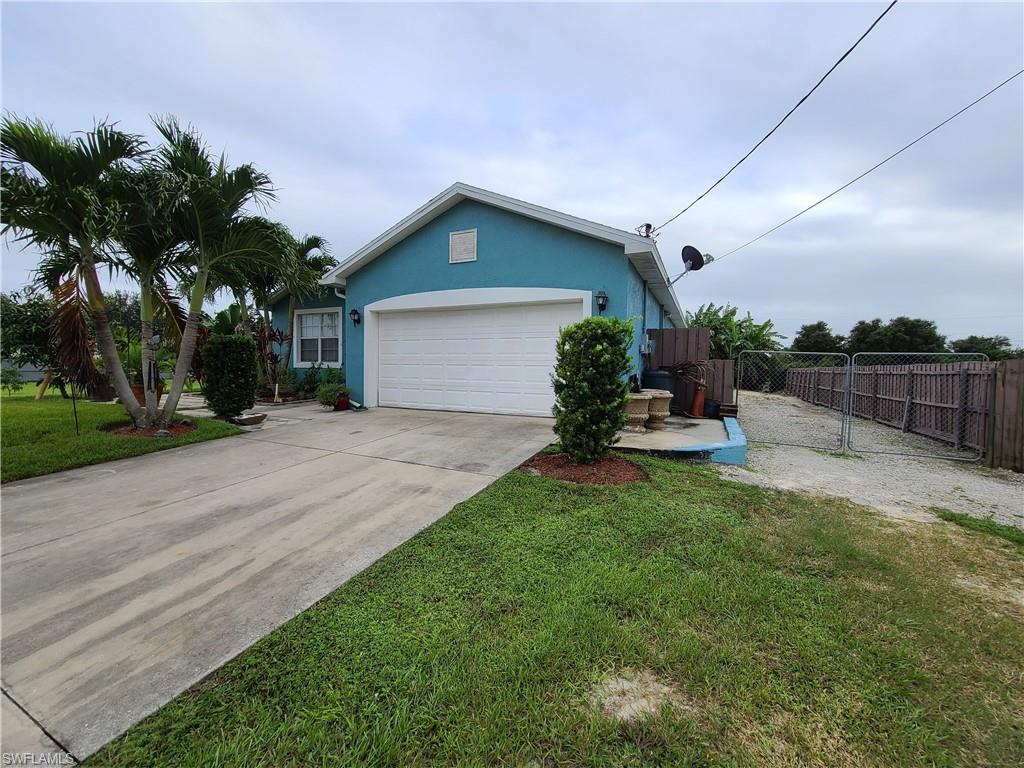 LEHIGH ACRES - Residential